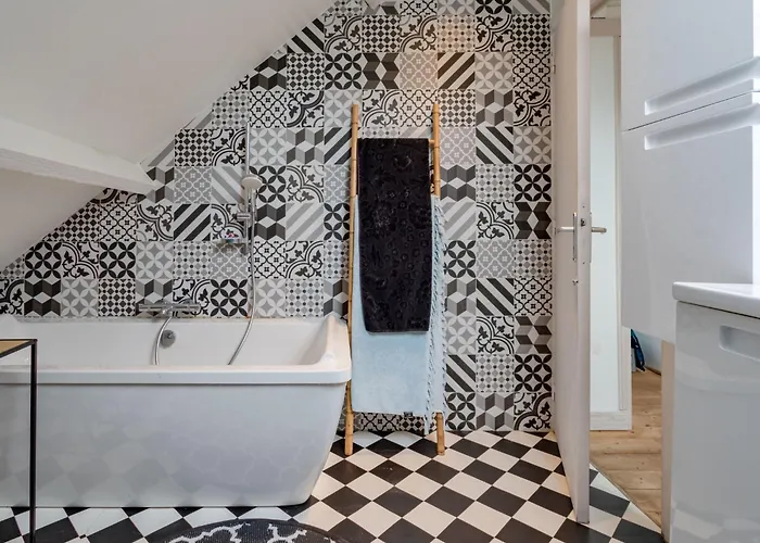 Vakantiehuis La Maison Du Cavalier Bleu By Interhome